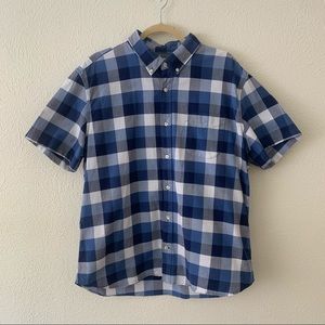 Men’s Gap Plaid Sort Sleeve Button Down Shirt Extra Large Blue & White